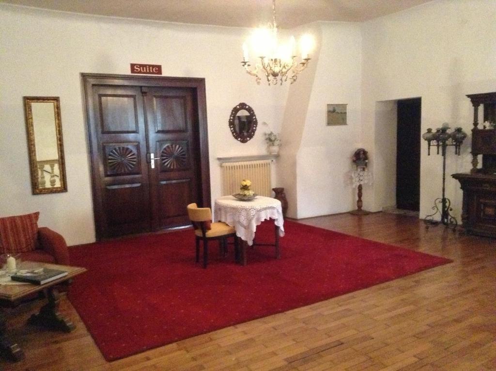 Graf Von Hotel 3*